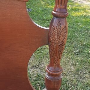 Queen size head and foot and bed rsils